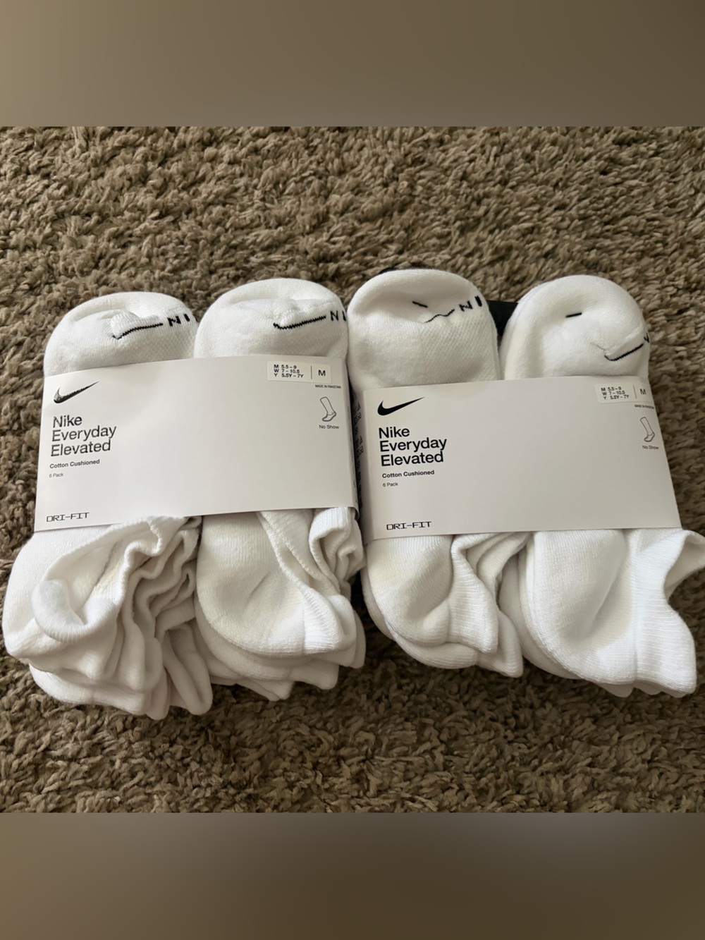 Nike White Cushioned Low-Cut Athletic Socks - 2 Pack of 6
